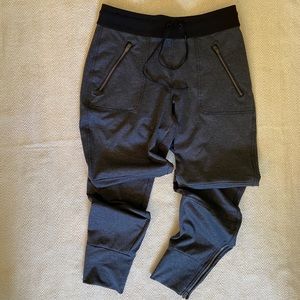 Athleta flux joggers like new sz sm